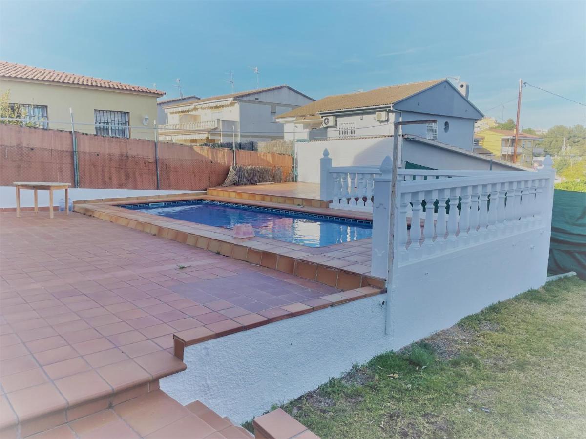 Casa Independiente Con Piscina A 2 Km. De La Playa Villa Segur de Calafell Bagian luar foto
